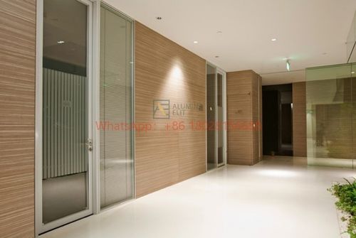 Son şirket çözümleri hakkında Çelik ve Alüminyum Cam Bölmeler Modern Mekanları Nasıl Yükseltir: Tasarım Stilleri ve Estetik Açıklaması