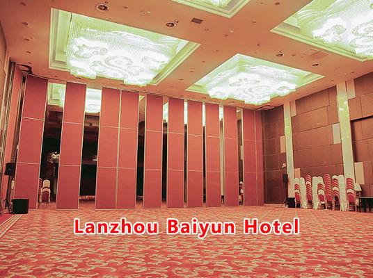 İyi bir fiyat. Double Tempered Single Glazed Office Glass Partition Wall with 108mm/90mm Thickness and Up to 3000mm Height for Conference Center çevrimiçi